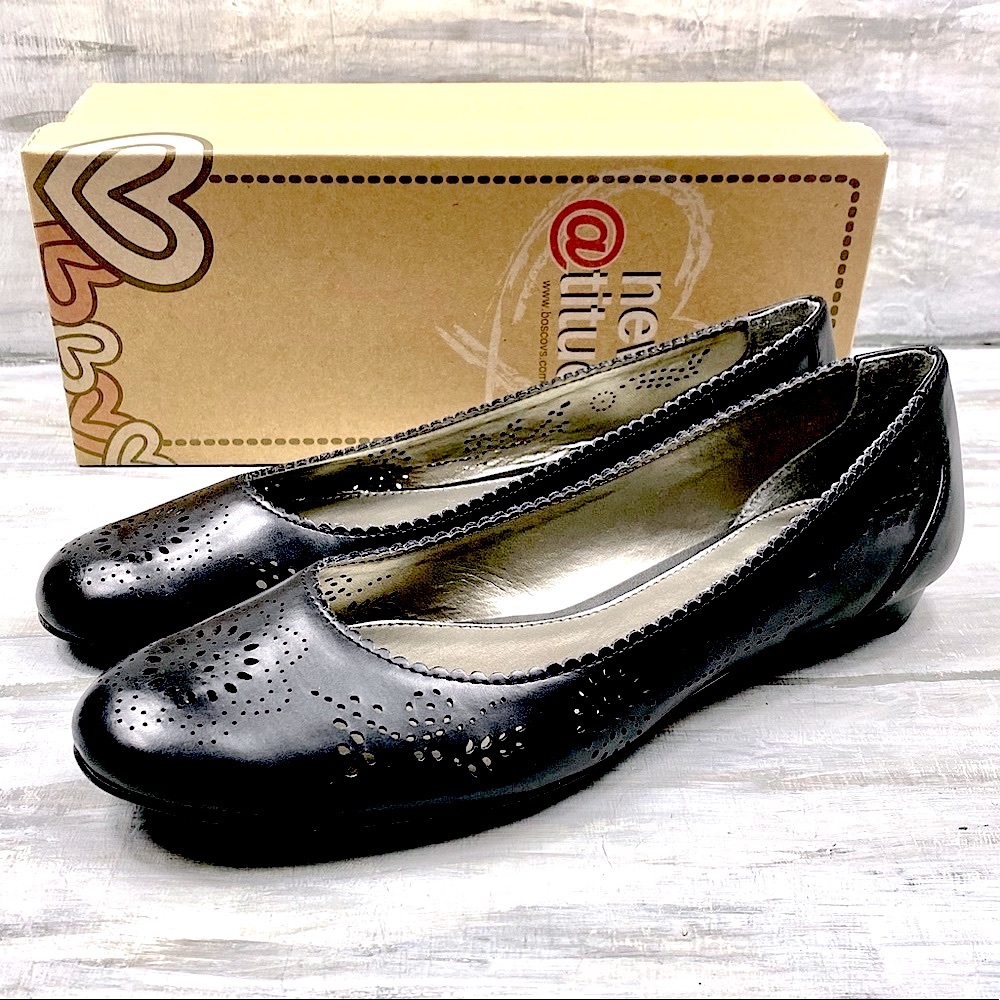 New @ttitude Black Perforated “Victorina” Flats Classic Dress Shoe Pumps in Box